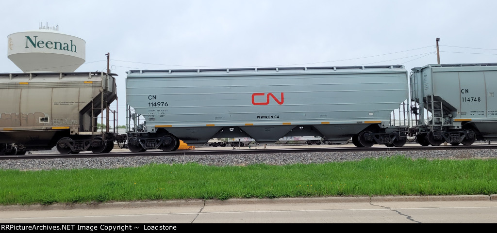 CN 114976